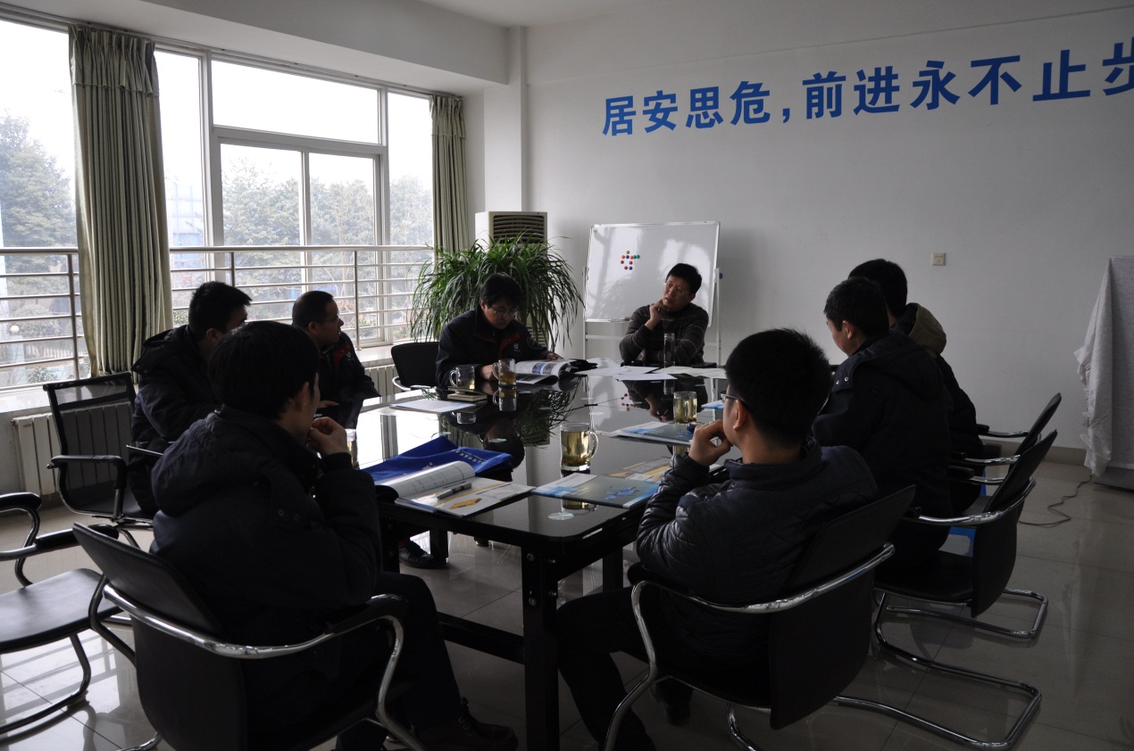 中航工业成飞集团工程师一行到访米兰官方网页版_米兰（中国）公司-2.jpg